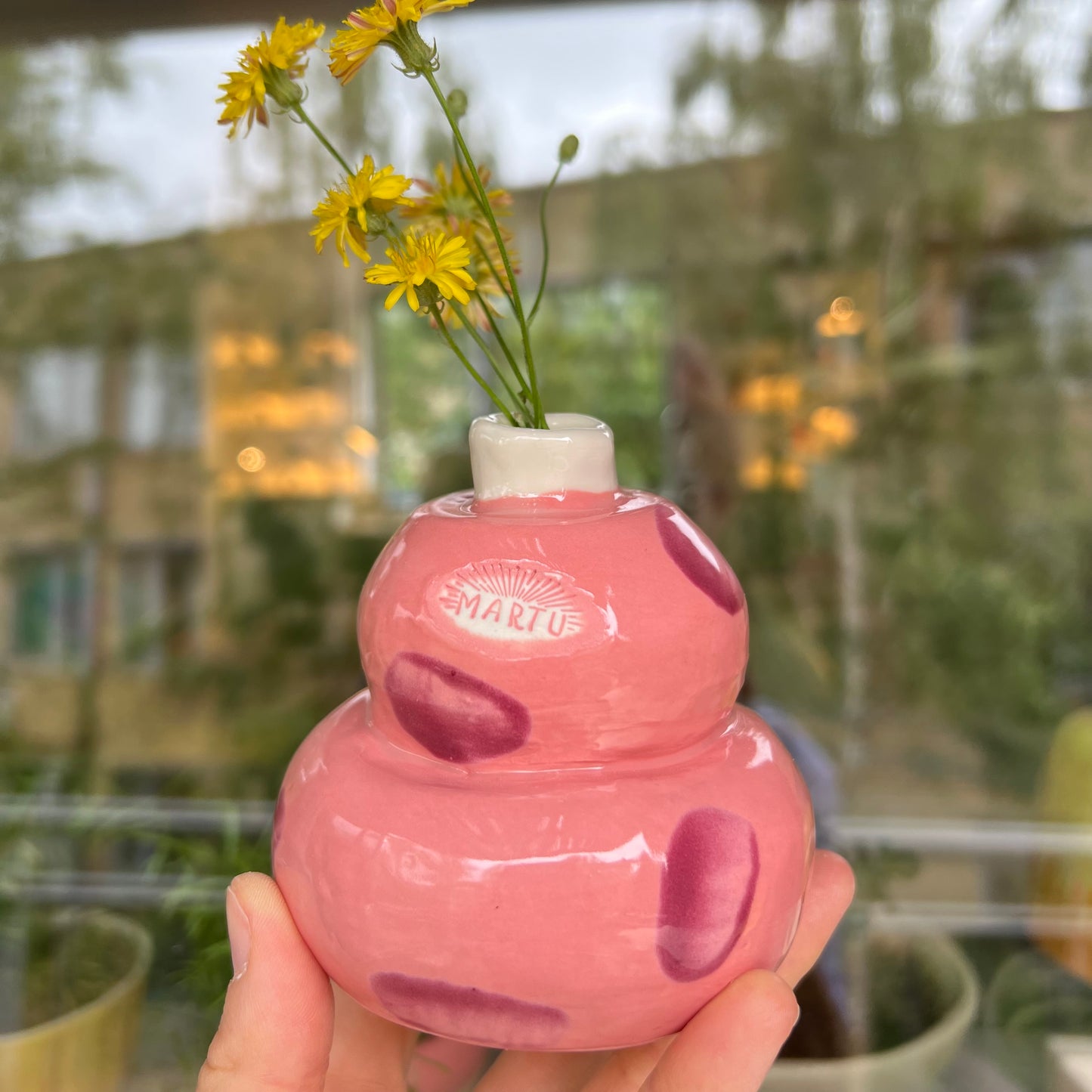 Two Tier Pink Pattern