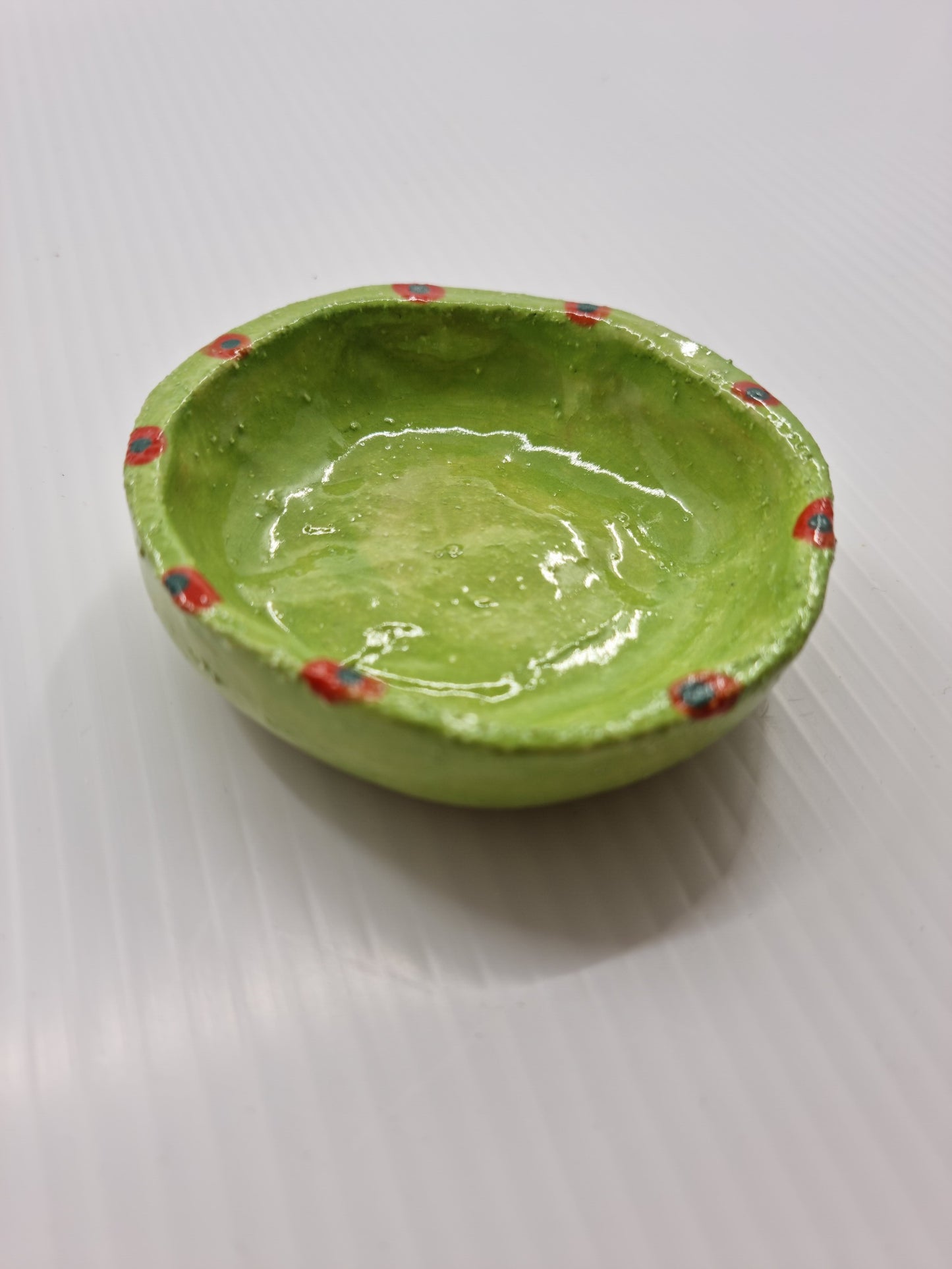 Little dish - Lime green dots