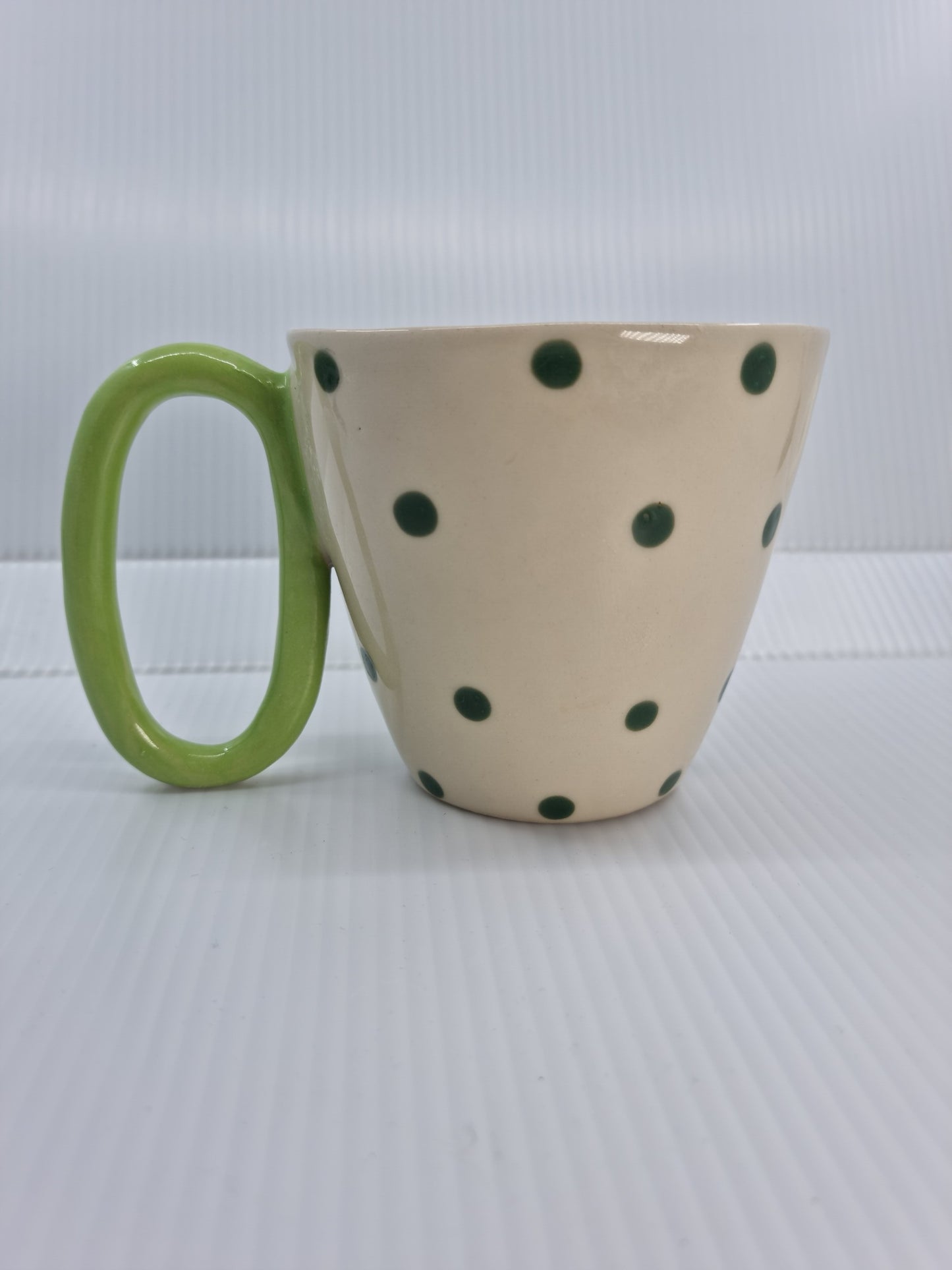 Mug - Green dots