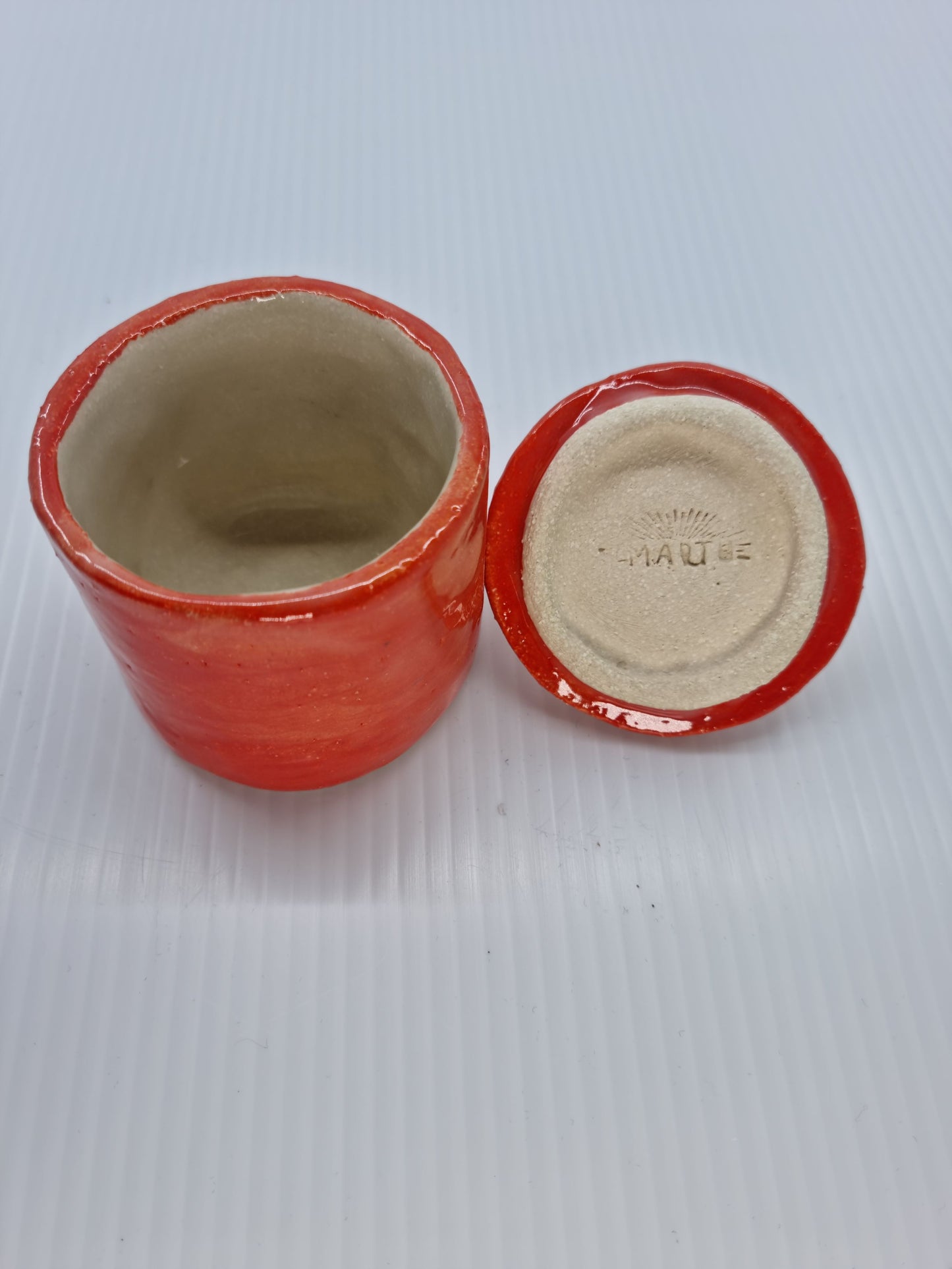 Little jar with lid - Red