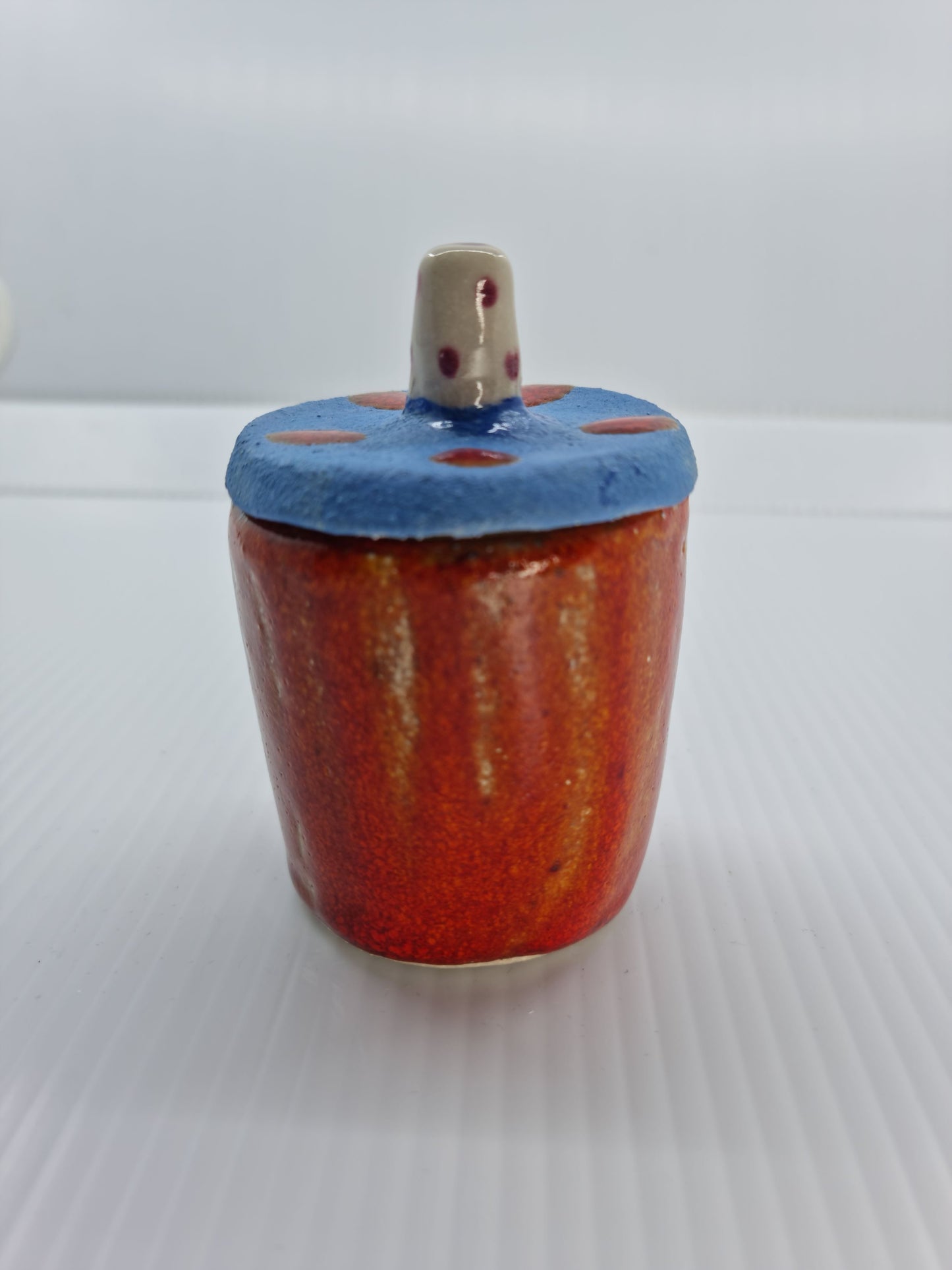 Little jar with lid - Red & blue